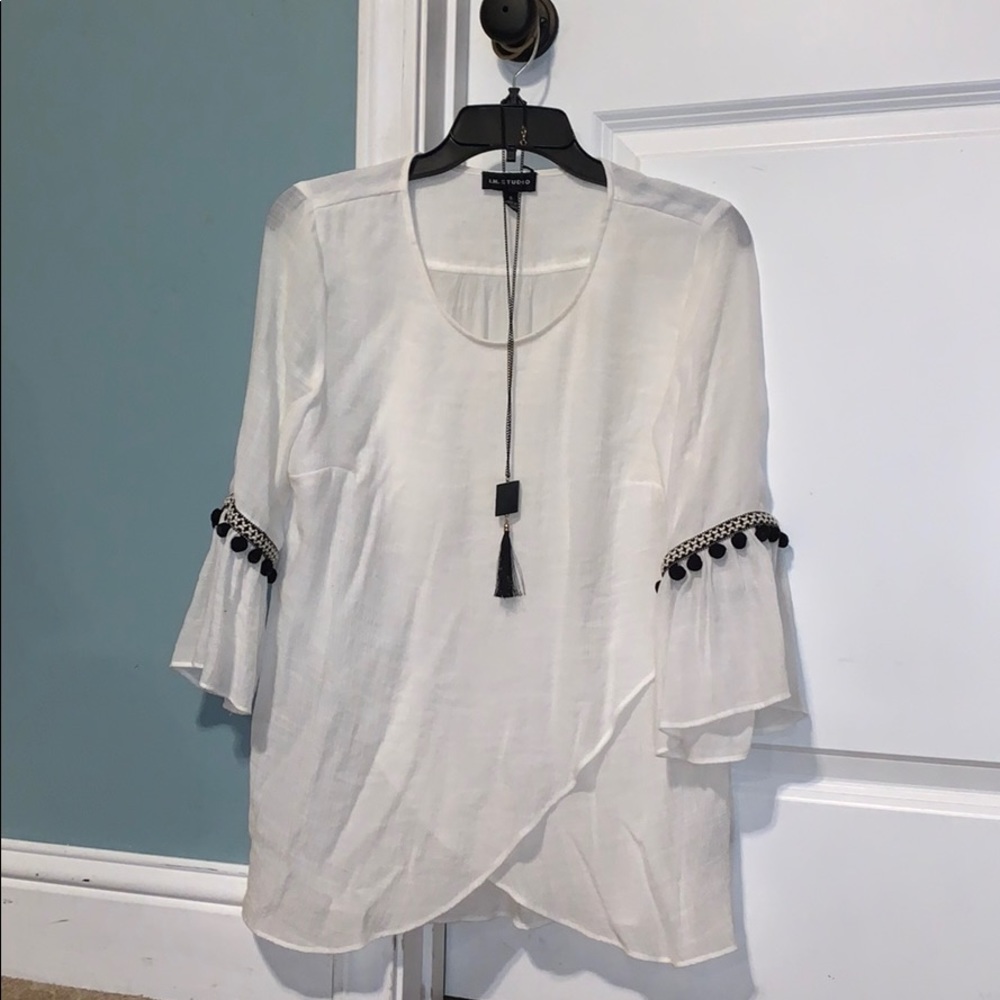 mid sleeve blouse